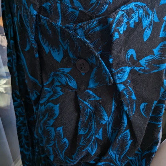 Karen Alexander Vintage Chic Black and Blue Floral Midi Dress - Picture 13 of 13